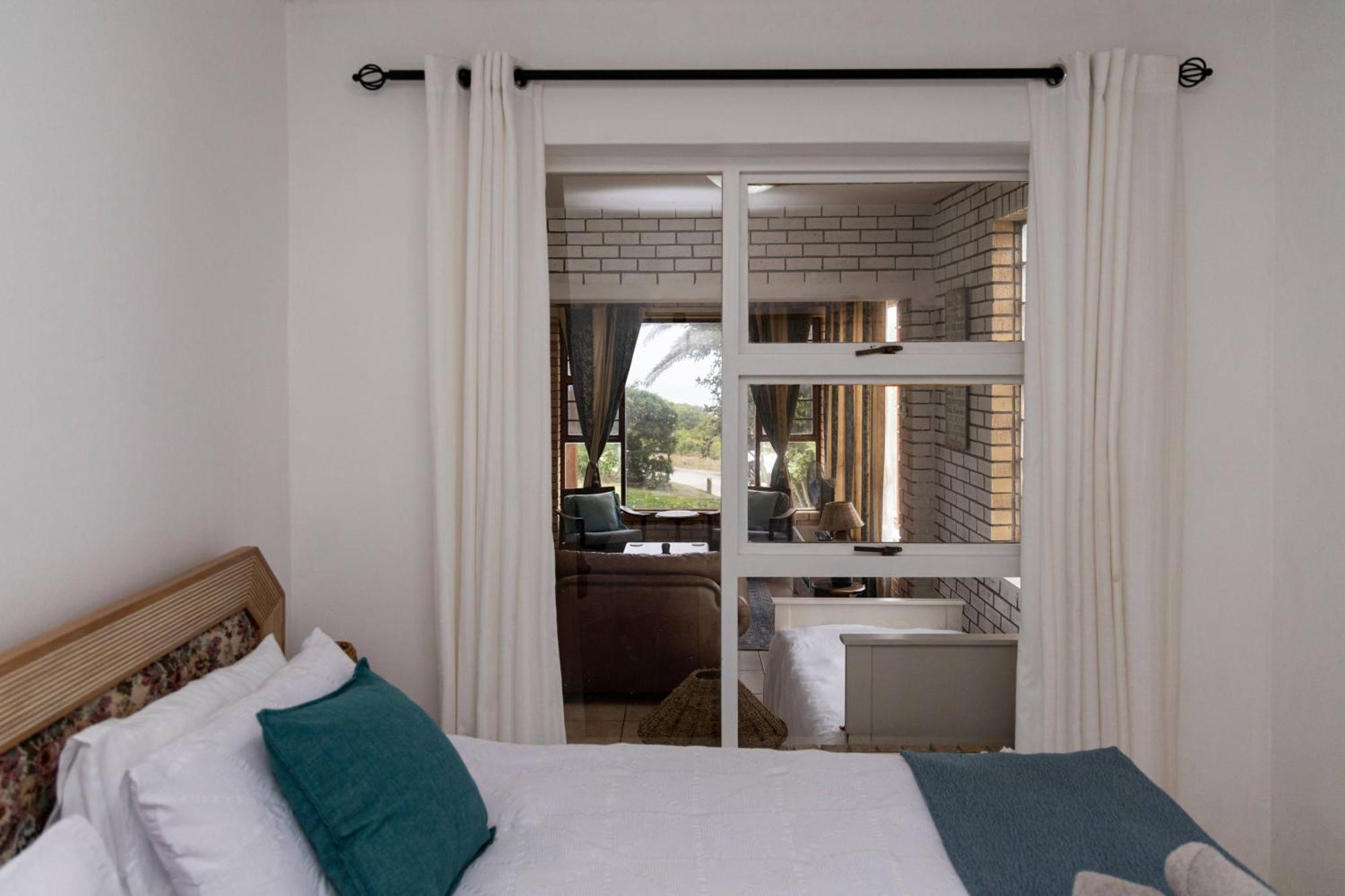 Barracuda Lodge Paradise Beach Exteriör bild